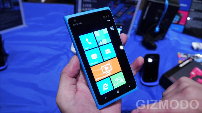 Illustration for article titled Lumia 900 Hands On: The Best Windows Phone Made Huge and More Awesome